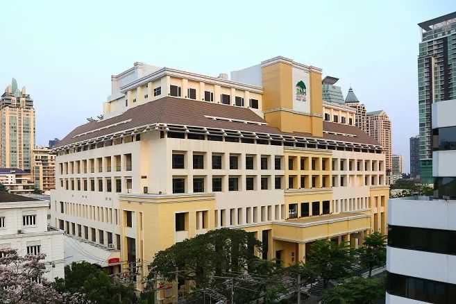 BNH Hospital: Thailand’s Historic Private International Healthcare Choice
